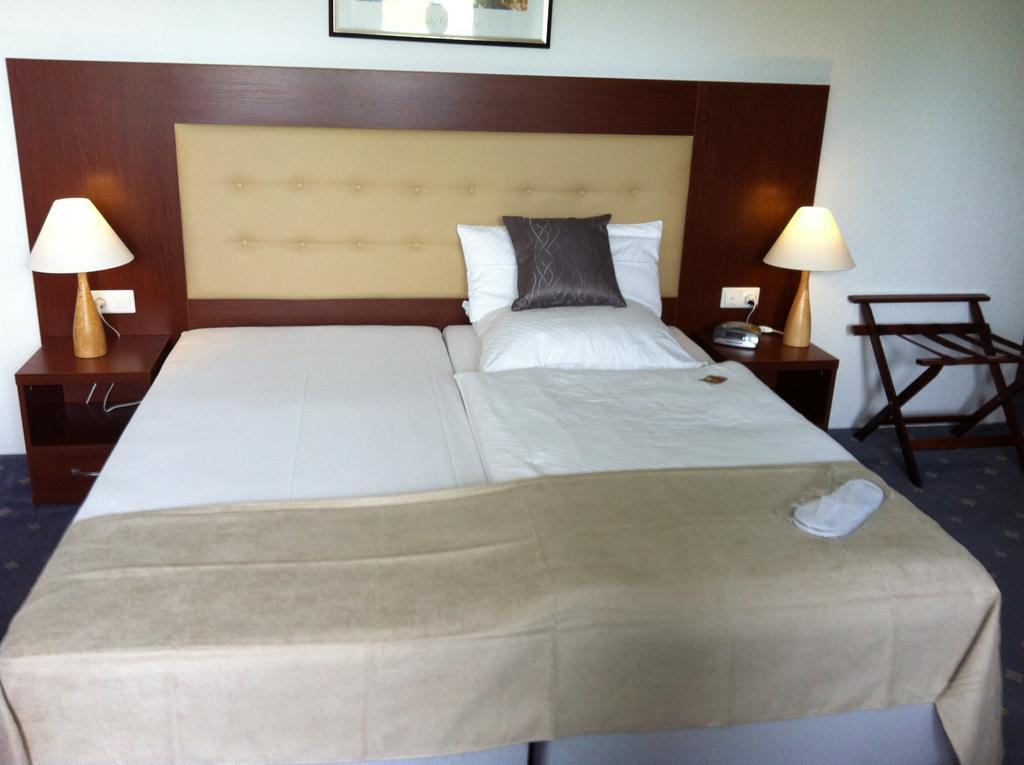 Hotel Abalone Remscheid Bilik gambar