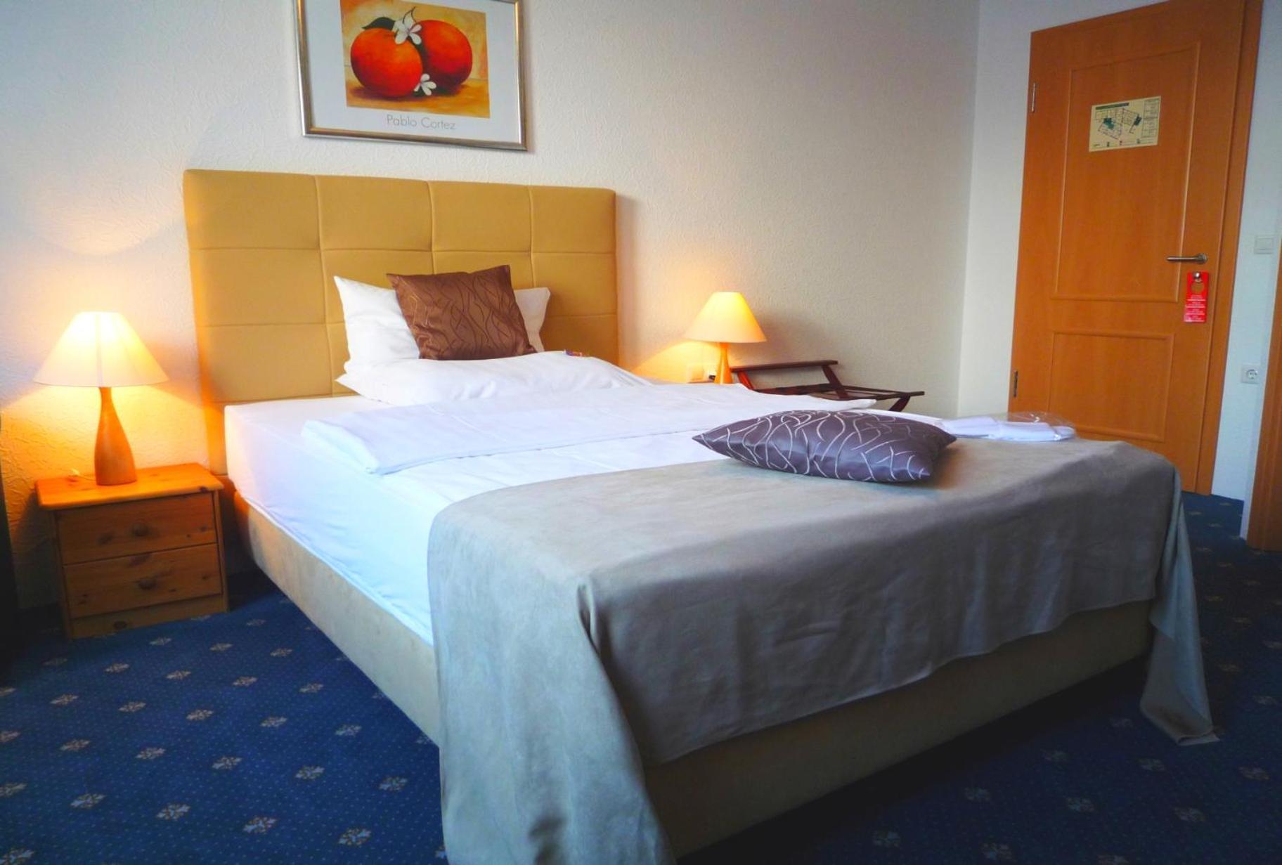 Hotel Abalone Remscheid Luaran gambar